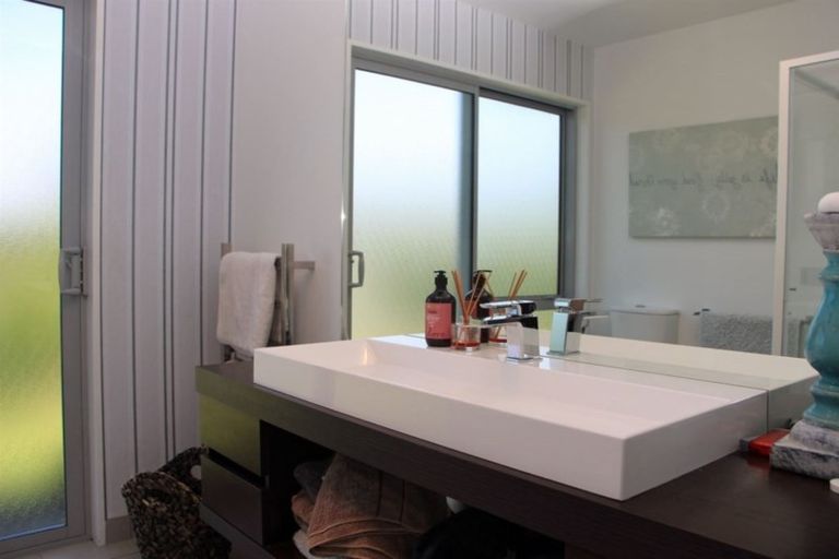 Photo of property in 116 Golf Links Road, Ruatapu, Hokitika, 7883