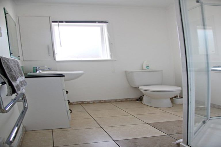 Photo of property in 7/12 Raines Avenue, Forrest Hill, Auckland, 0620