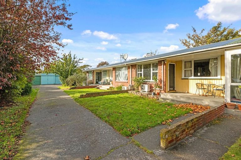 Photo of property in 2/12 Grove Road, Addington, Christchurch, 8024