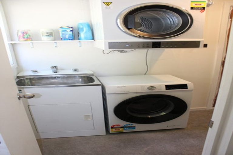 Photo of property in 102 Glen Road, The Glen, Dunedin, 9011