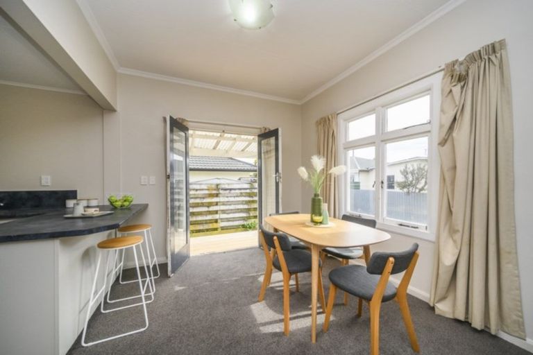Photo of property in 21a Haydon Street, Roslyn, Palmerston North, 4414