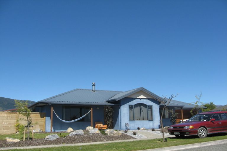 Photo of property in 32 Allport Place, Stoke, Nelson, 7011