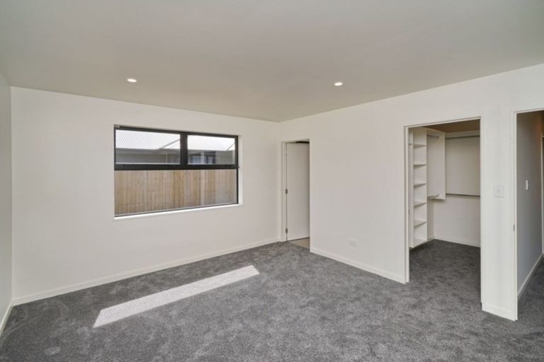 Photo of property in 31 Minerva Crescent, Woodend, 7610