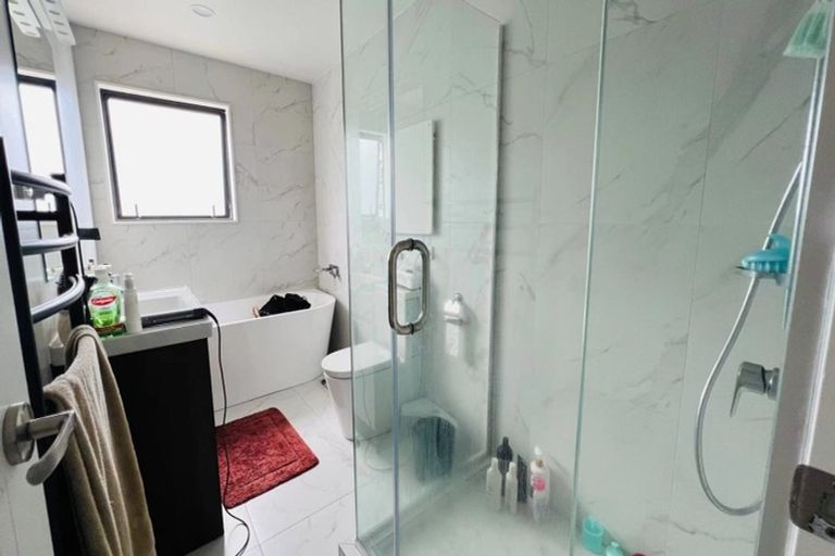 Photo of property in 12 Shelby Place, Long Bay, Auckland, 0630