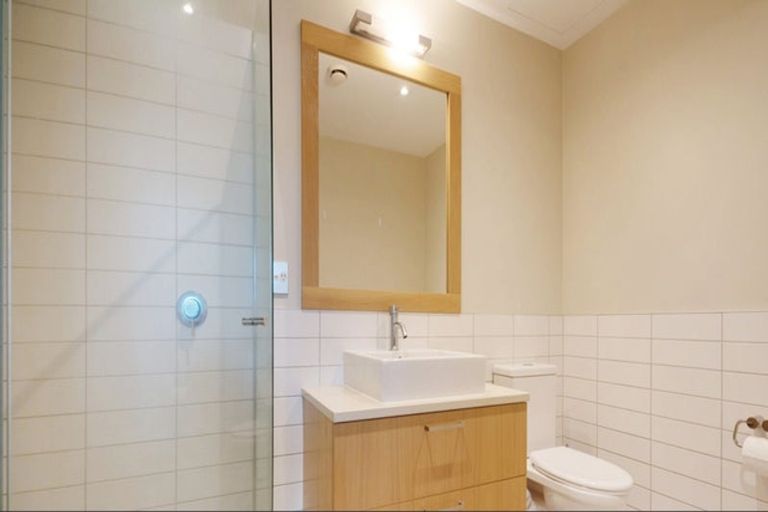 Photo of property in Chews Lane Apartments, 11g/9 Chews Lane, Wellington Central, Wellington, 6011