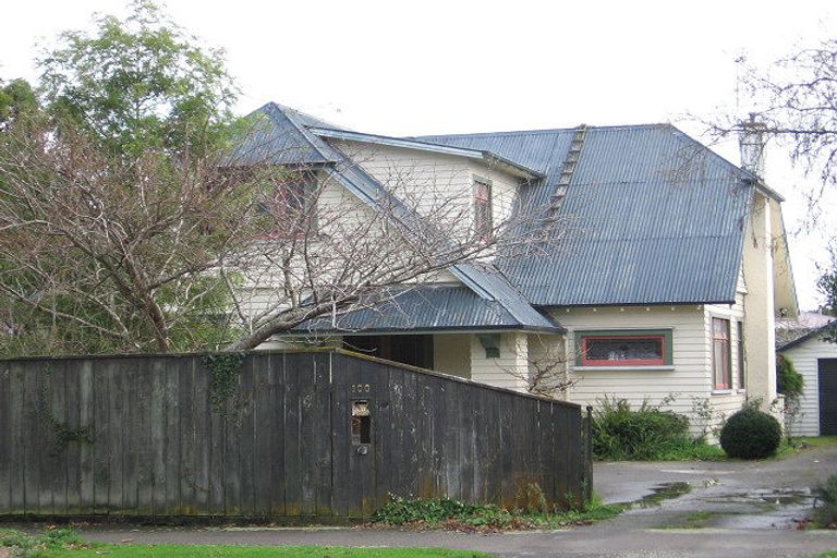Photo of property in 100 Marne Street, Hokowhitu, Palmerston North, 4410