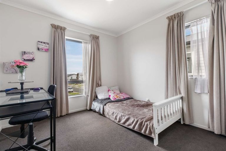 Photo of property in 30 Ipukarea Street, Weymouth, Auckland, 2103