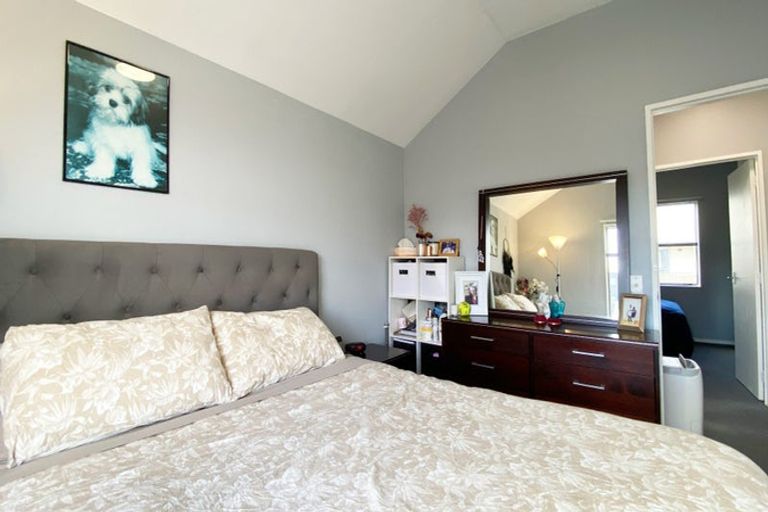 Photo of property in 40 Kirikiri Lane, East Tamaki, Auckland, 2013