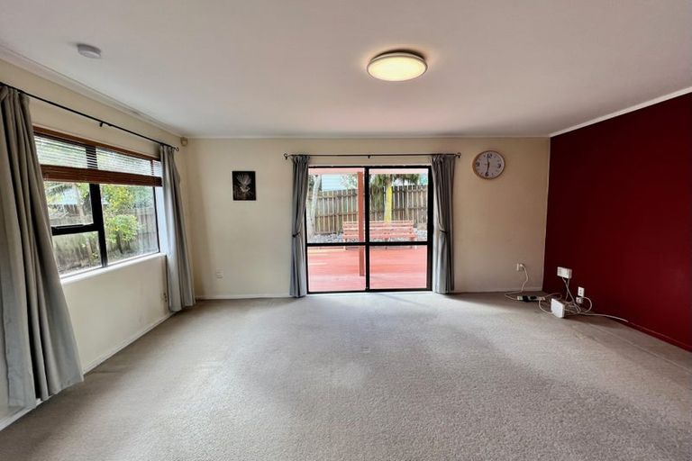 Photo of property in 1/42 Gatman Street, Birkdale, Auckland, 0626