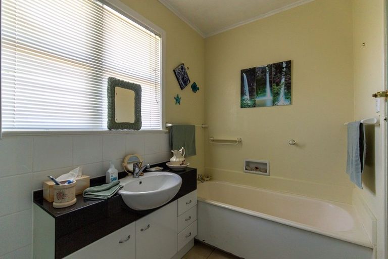 Photo of property in 37 Young Street, Morrinsville, 3300