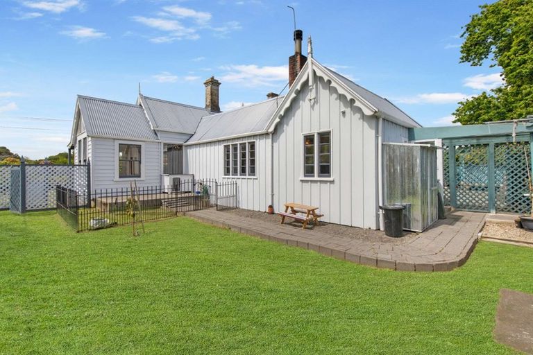 Photo of property in 15 Daniell Street, Bulls, 4818