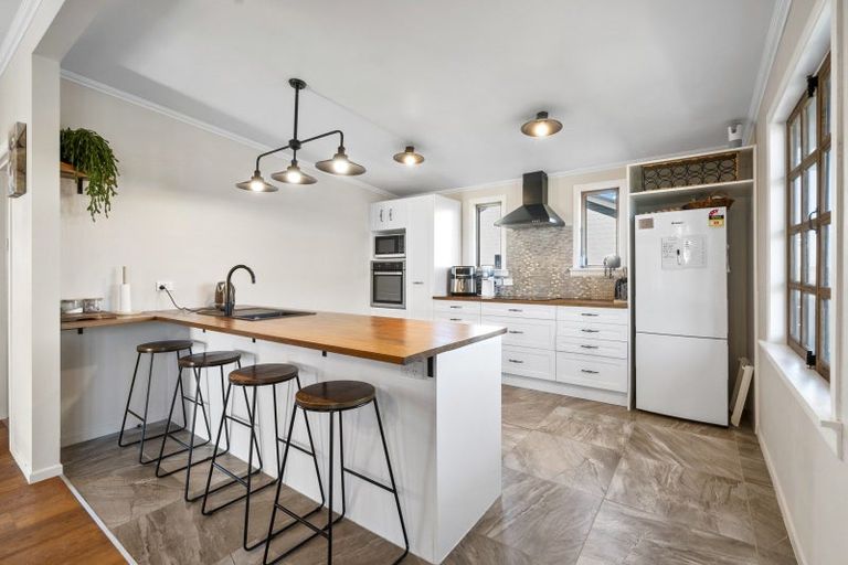 Photo of property in 18 Norton Street, Foxton Beach, Foxton, 4815