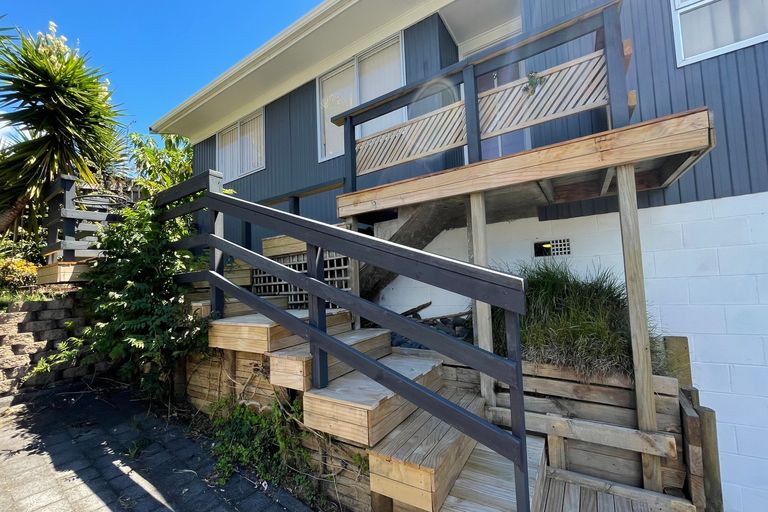 Photo of property in 1/22 Sherie Place, Howick, Auckland, 2014