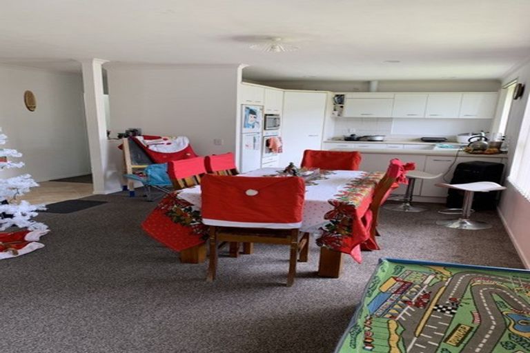 Photo of property in 37 Fernbrook Close, Burswood, Auckland, 2013