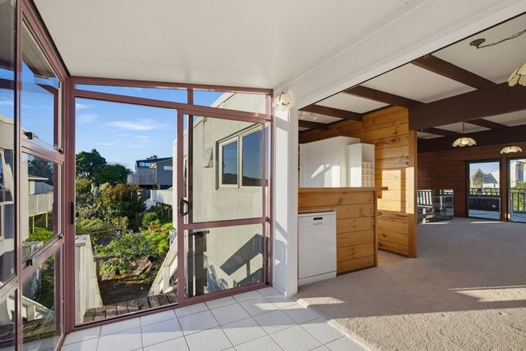 Photo of property in 4 Ridge Road, Tairua, 3508