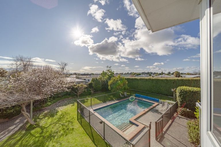 Photo of property in 74 Bill Hercock Street, Pirimai, Napier, 4112