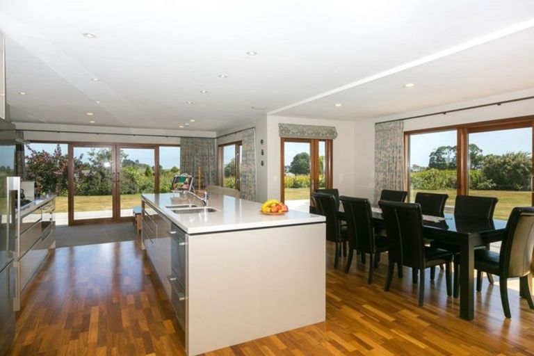 Photo of property in 91 Kaipikari Road, Urenui, 4375
