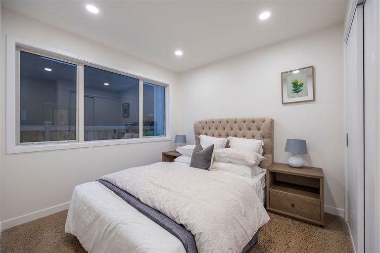 Photo of property in 2 Craigs Way, Hobsonville, Auckland, 0616