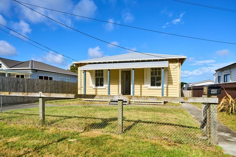 Photo of property in 40 York Street, Moera, Lower Hutt, 5010