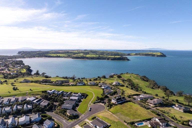 Photo of property in 4 Palm View Terrace, Gulf Harbour, Whangaparaoa, 0930