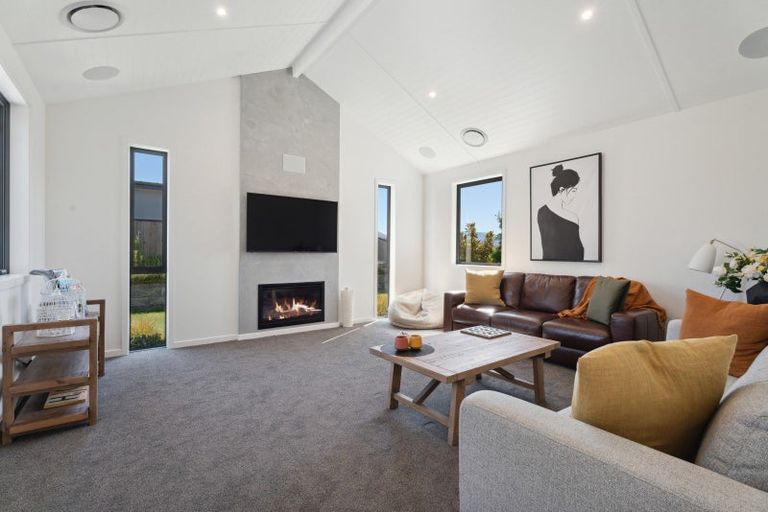 Photo of property in 29 Pounamu Avenue, Albert Town, 9305