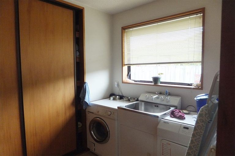 Photo of property in 3 Regency Crescent, Redwood, Christchurch, 8051