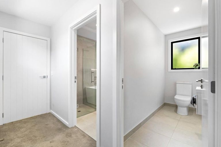 Photo of property in 35 Rannoch Drive, Jacks Point, Queenstown, 9371