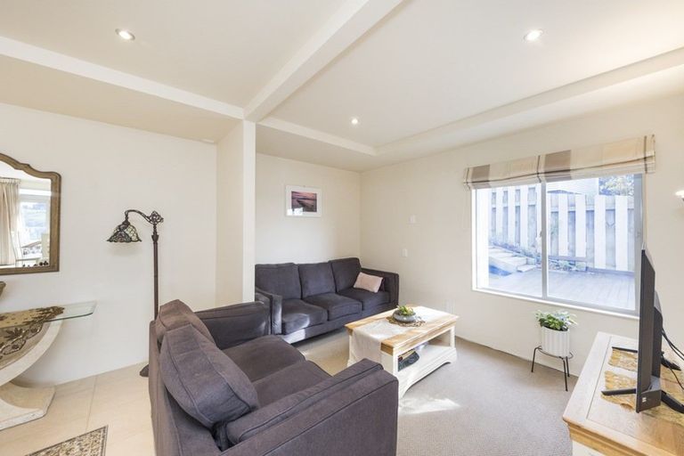 Photo of property in 47 Ruapehu Drive, Fitzherbert, Palmerston North, 4410