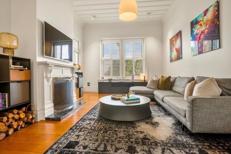 Photo of property in 215 Jervois Road, Herne Bay, Auckland, 1011