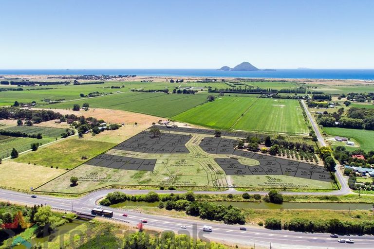 Photo of property in 15 Shaw Road, Waihi Beach, 3611