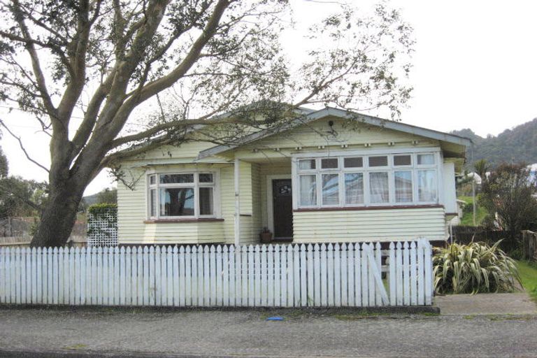 Photo of property in 61 Bright Street, Cobden, Greymouth, 7802