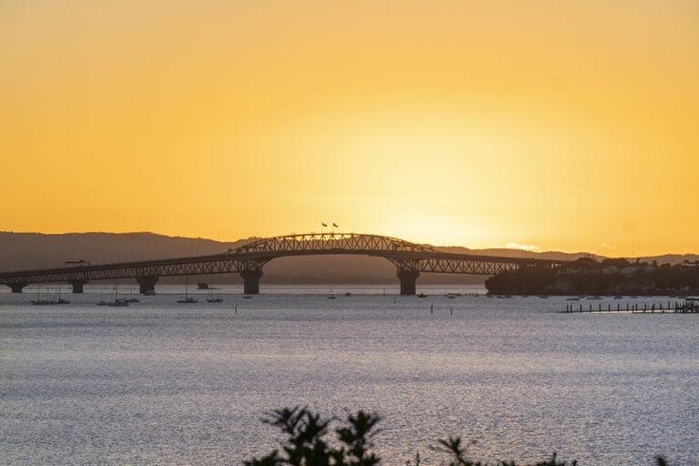 Photo of property in 83 Ngataringa Road, Devonport, Auckland, 0624