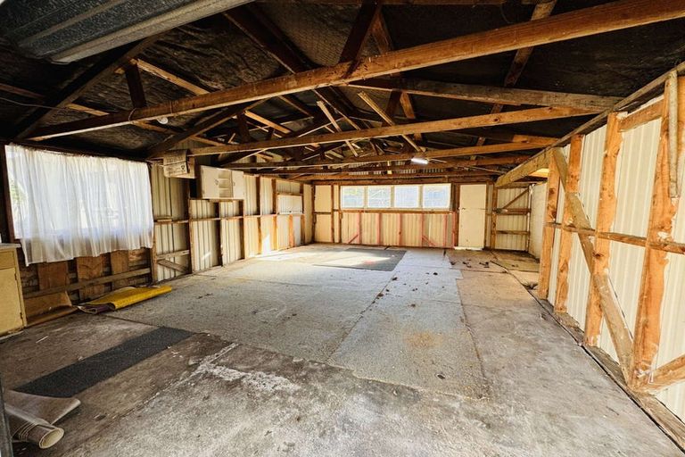 Photo of property in 5 Albert Street, Palmerston North, 4414