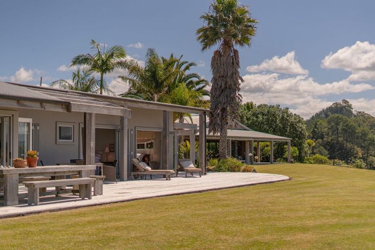 Photo of property in 899e Purangi Road, Cooks Beach, Whitianga, 3591