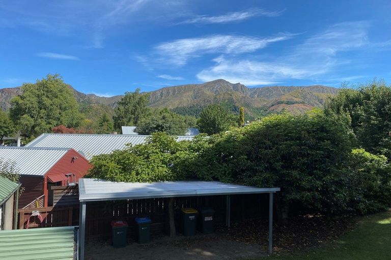 Photo of property in 45 Adamson Drive, Arrowtown, 9302