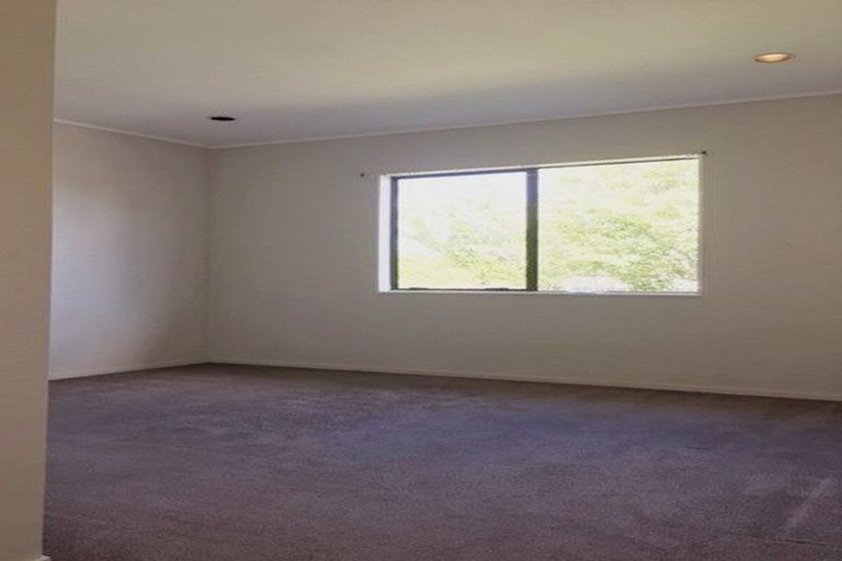Photo of property in 1/7 Elvira Place, Ranui, Auckland, 0612