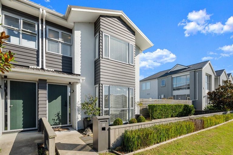 Photo of property in 31 Aviation Street, Takanini, 2112