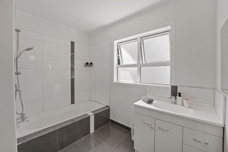 Photo of property in 73 Atkinson Avenue, Otaki Beach, Otaki, 5512