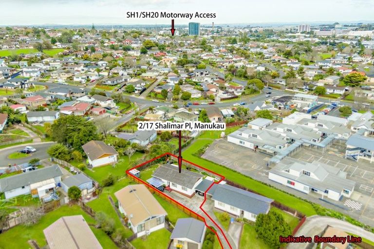 Photo of property in 2/17 Shalimar Place, Clover Park, Auckland, 2019