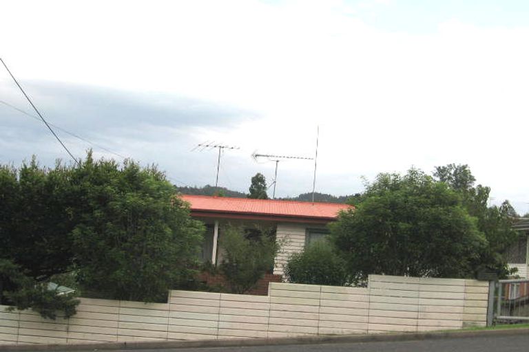 Photo of property in 40 Glengarry Road, Glen Eden, Auckland, 0602