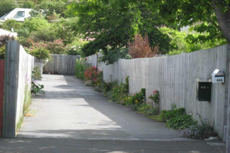 Photo of property in 44b Taupata Street, Redcliffs, Christchurch, 8081