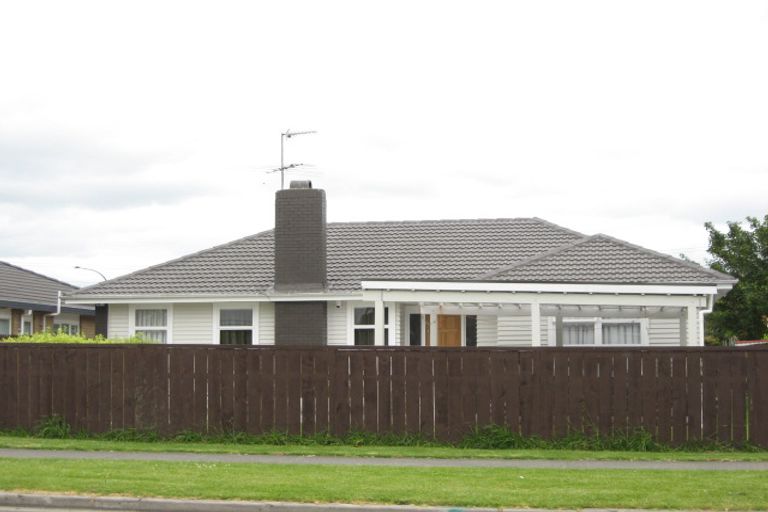 Photo of property in 111 Manuroa Road, Takanini, 2112