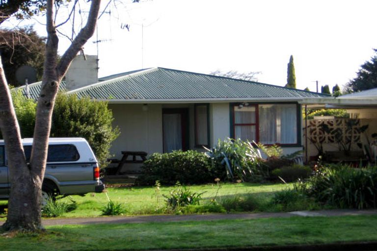 Photo of property in 75 Long Melford Road, Awapuni, Palmerston North, 4412