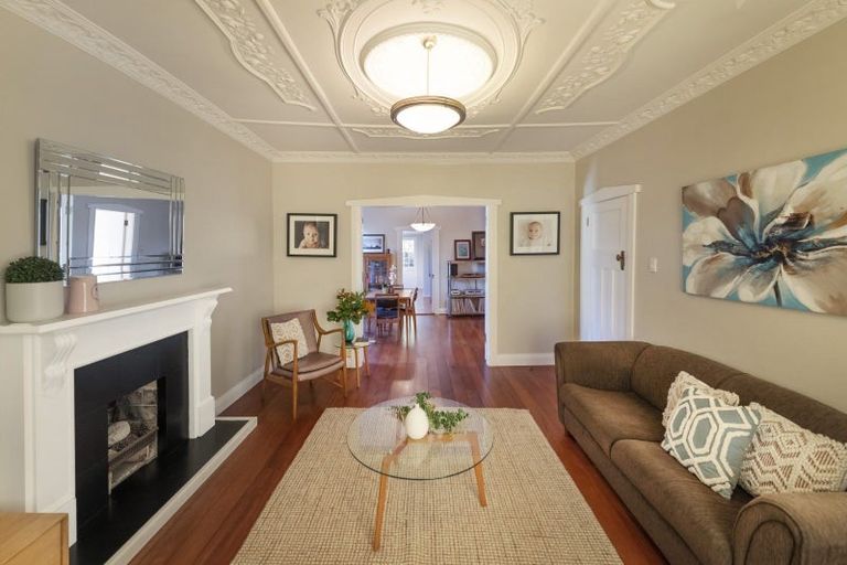 Photo of property in 24 Totara Road, Miramar, Wellington, 6022