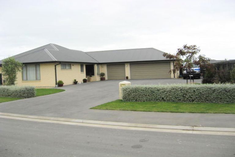 Photo of property in 22 Campion Place, Rolleston, 7614