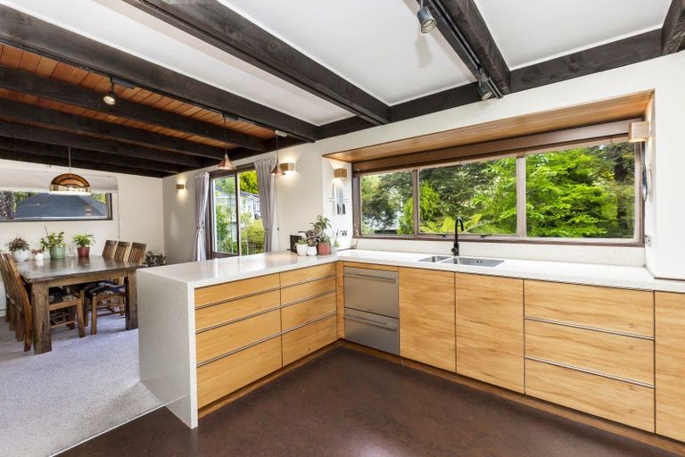 Photo of property in 19 Freemans Way, Pinehaven, Upper Hutt, 5019