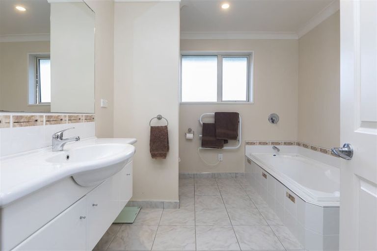 Photo of property in 1468 Tram Road, Swannanoa, Rangiora, 7475