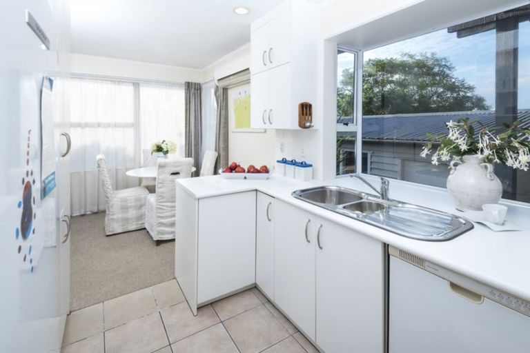 Photo of property in 112 Gills Road, Bucklands Beach, Auckland, 2014