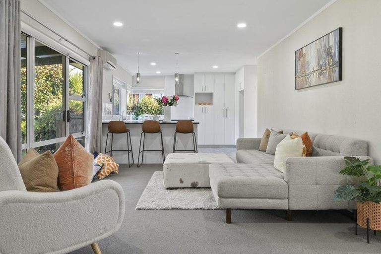 Photo of property in 13 Kuripaka Crescent, The Gardens, Auckland, 2105