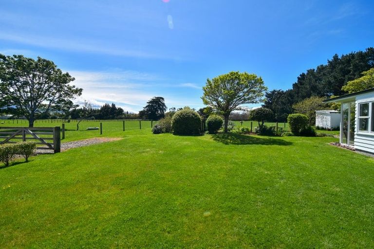 Photo of property in 53 Richmond Road, Carterton, 5713